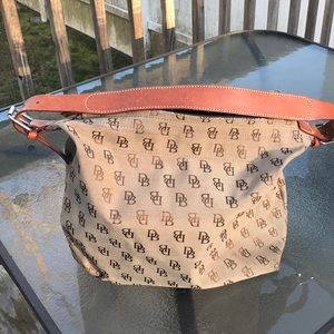 Dooney & Bourke